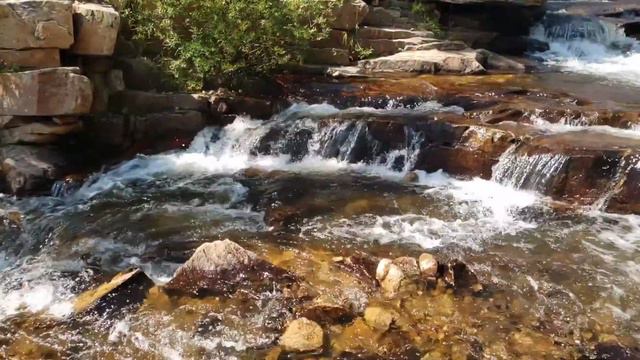 Как показывает история, нет непобедимых армий. смотреть онлайн