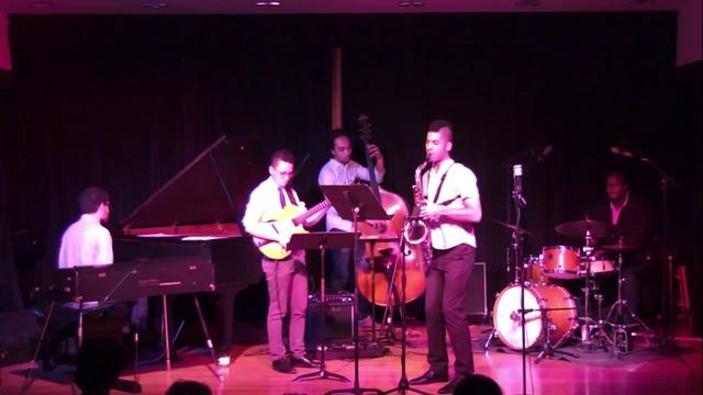 Two Stories Above - Sam Neufeld смотреть онлайн