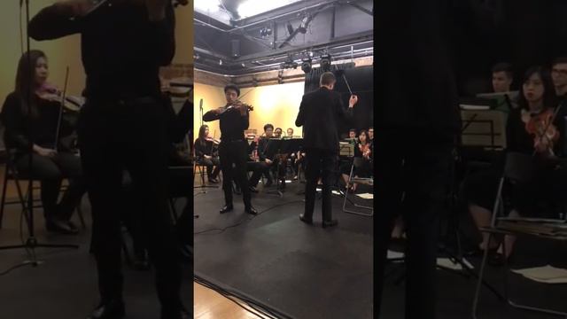 Edward Noah plays Dvorak Violin Concerto first movement смотреть онлайн
