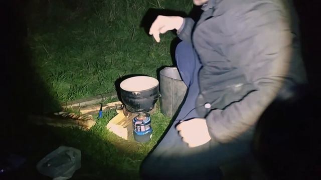 Ловля щуки на живца!Готовим карасей!Отдых на речке смотреть онлайн