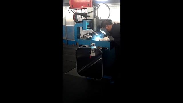 Сварка продольного шва топливного бака смотреть онлайн