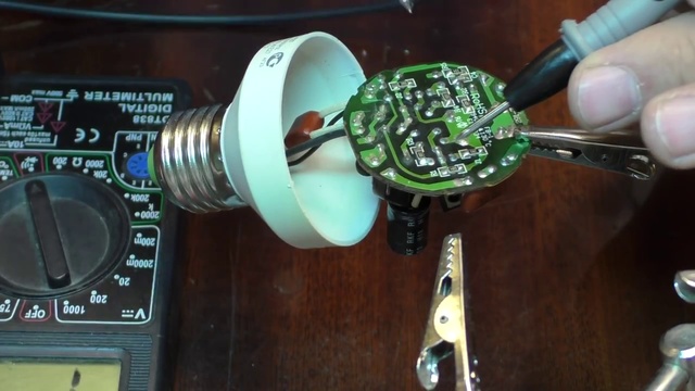 РЕМОНТ №2 энергосберегающей лампы - энергосберегающих ламп- ПРОСТО О СЛОЖНОМ - сможет каждый! смотреть онлайн