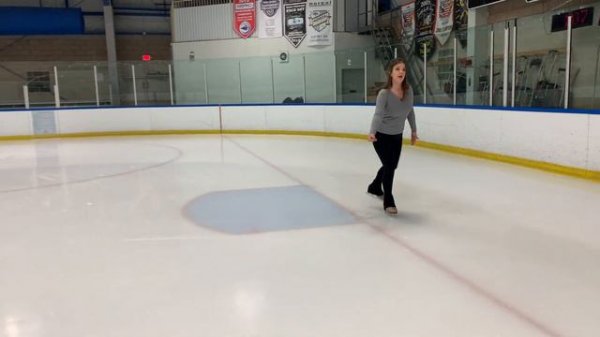 Learn A Beginner Figure Skating Footwork Sequence!
