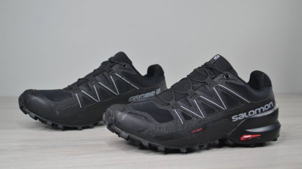 Salomon Cross 5