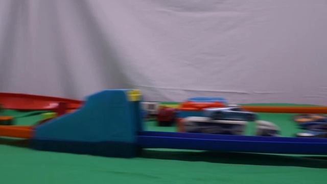 Toyota AE86 Sprinter Trueno Jump #hotwheels  #hotwheelsvideos #hotwheelstrack #diecast #trackbuild