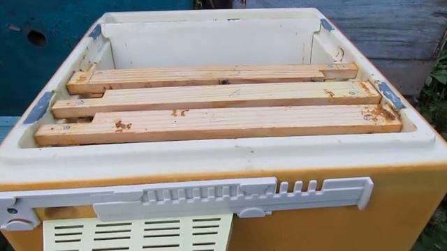 нуклеус для облета маток от фирмы BienenHaus на высоту рамки 230 мм - часть 8 - расширяю нуклеус