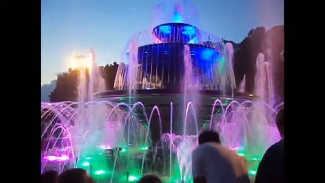 Музыкальный фонтан в Геленджике!!!Лето 2013!!!! Музыка Чайковского П.И, смотреть онлайн