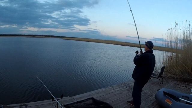 Снасть для технопланктона Снасть на толстолоба. Рыбалка в Лысогорке. смотреть онлайн