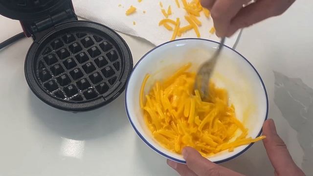 3 Things To Cook In Your Mini Waffle Maker! - Low-Carb Options! - PLUS Some Cleaning Motivation