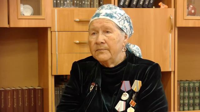 Гайникамая Хисамутдинова. Трудное военное детство смотреть онлайн