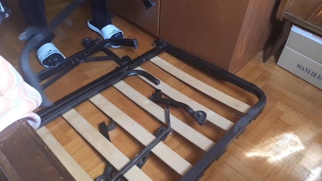 Как правильно пылесосить несобранный диван смотреть онлайн