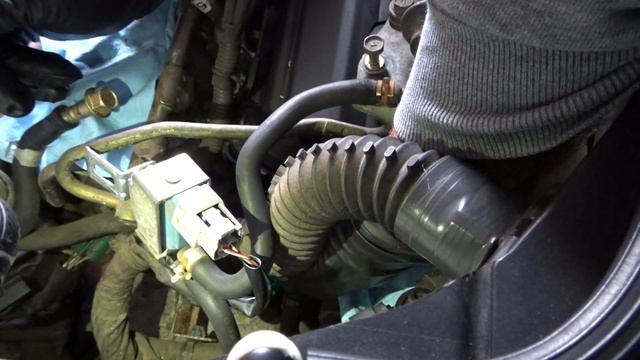 How To Replace Camshaft Sensor's & O-Ring's on your Nissan 350z or Infiniti G35 | VQ35DE смотреть онлайн