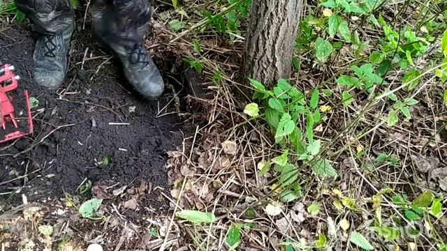 Искали полевой стан. Нашли чугунные батареи. смотреть онлайн