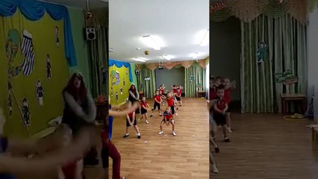 Спортивное развлечение посвящённое 23 февраля в группе "ФАНТАЗЕРЫ" С. Пожарское "СКАЗКА" смотреть онлайн