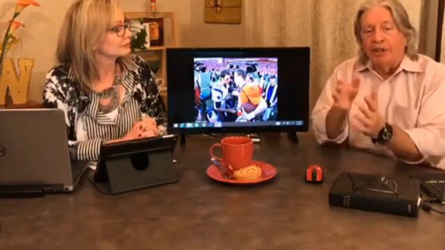 SOS #38 The NFL’s New Post Game Handshake смотреть онлайн