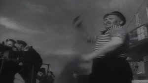 Плещут холодные волны