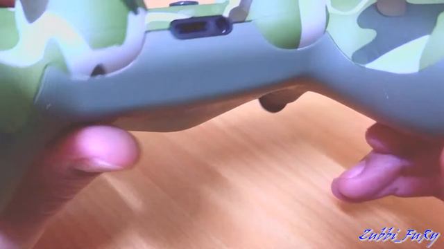 Sony Dualshock 4 Controller (Green Camouflage) Unboxing [Hindi] смотреть онлайн