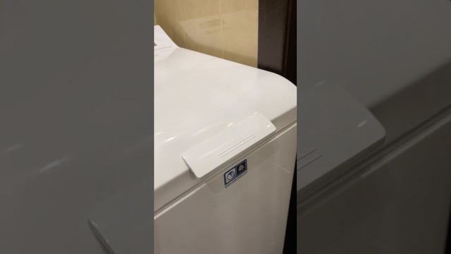 Стиральная машина с вертикальной загрузкой Electrolux PerfectCare 600 (6 кг) смотреть онлайн