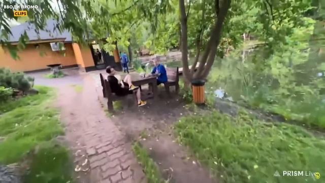 ХАЗЯЕВА ДОВОДЯТ РЫБАКА ДО НЕРВНОГО СРЫВА | УГАР НА РЫБАЛКЕ ПОД ГРАДУСОМ смотреть онлайн