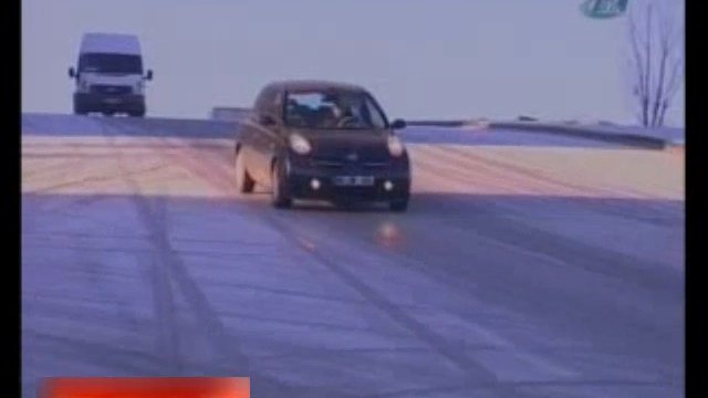 Нереально скользкая дорога! смотреть онлайн