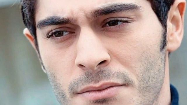 Бурак Денизу грозит 7 лет тюремного заключения !!! смотреть онлайн