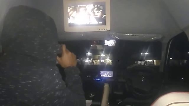 Hiace VIP full Room Karaoke смотреть онлайн