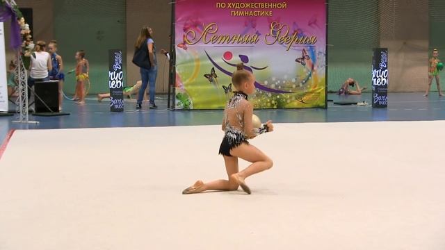 Буханец Кира 2008 мяч смотреть онлайн