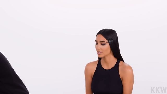 KKW Beauty Glam Bible Smokey Volume I смотреть онлайн
