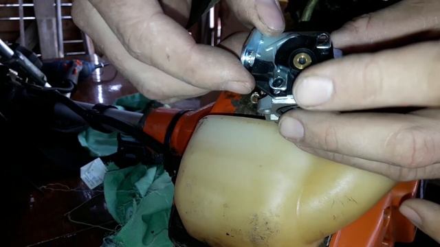 Бензотриммер ECHO SRM 350es не заводится | Замена карбюратора | Карбюратор с Алиэкспресс смотреть онлайн