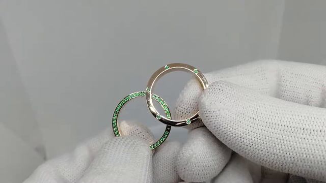 Золотые обручальные кольца с зелеными фианитами смотреть онлайн