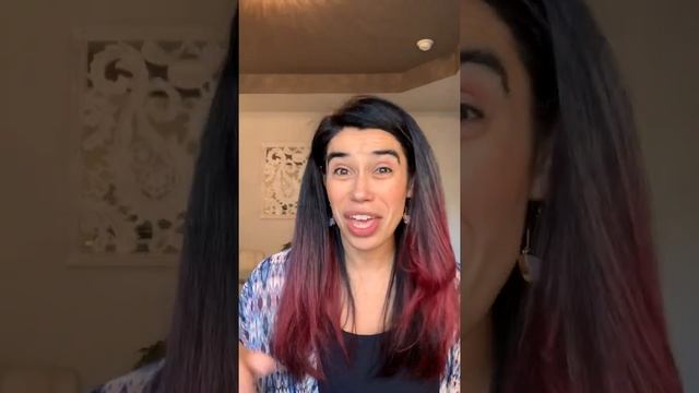 The Difference Between Tarot Cards & Oracle Decks смотреть онлайн