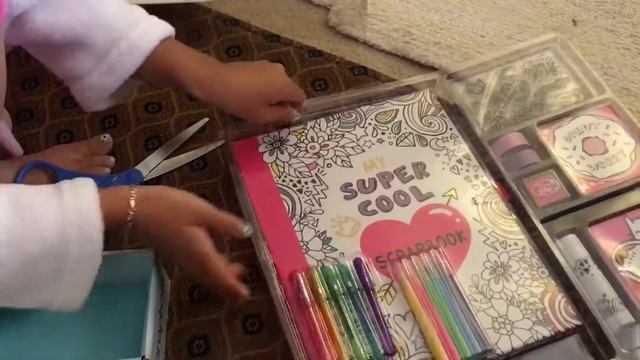 It's so me! Color me crazy scrapbook part2 смотреть онлайн