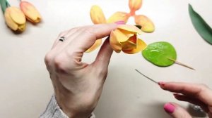 Реалистичные тюльпаны из фоамирана без молдов. Цветы из фоамирана - декор. Flowers tulips from foam