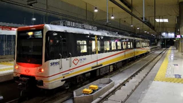 Palma Estació Intermodal-Plaça d'Espanya; station announcement for M1 train (2014-10) смотреть онлайн