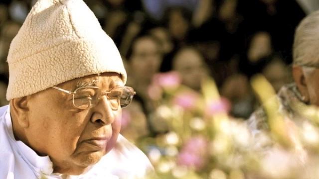 S.N. Goenka - Morning chanting - Day 9 смотреть онлайн