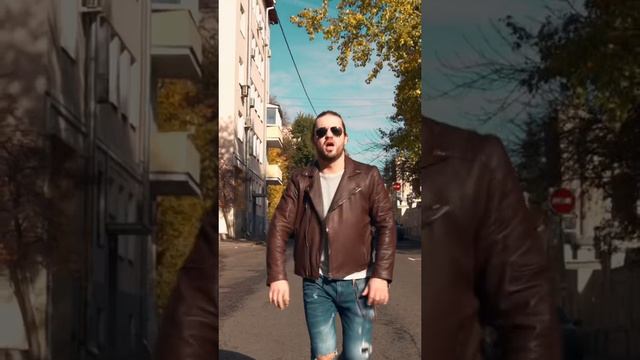 Далеко смотреть онлайн