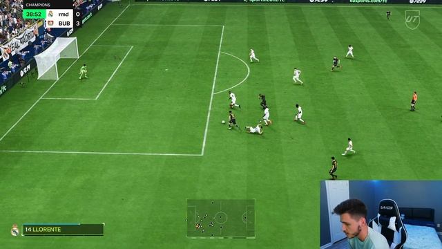 86 CENTURIONS EVOLUTION HWANG IS BROKEN IN EA FC 24!! смотреть онлайн