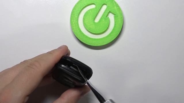 How to Open and Change Battery in Lexus ES Key Fob - Lexus Car Key Battery Replacement - Fix Key смотреть онлайн