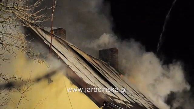 Pożar domu w Cerekwicy Nowej (pow. jarocinski), www.jarocinska.pl смотреть онлайн