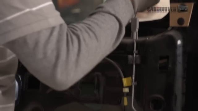 How to Replace Broken Side Glass смотреть онлайн