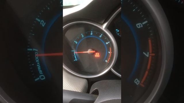 Почему прыгает тахометр на холостом ходу Шевроле Круз смотреть онлайн