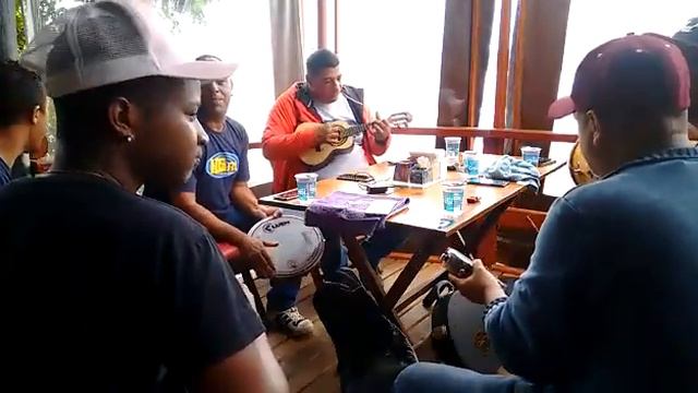 Grupo: Soma com a Gente um pouco do que vem por ai em nosso EP. смотреть онлайн