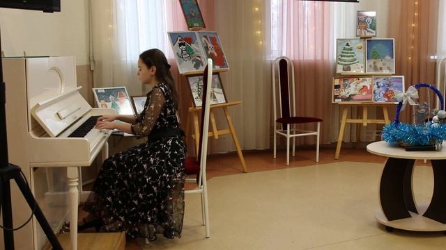 2023-01-15 Морозова Полина, Ф. Лист, "Утешение" №1 ми-мажор смотреть онлайн