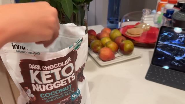 Неудача с чайником / Пробуем продукты из Costco / Сырники из рикотты / Влог США смотреть онлайн