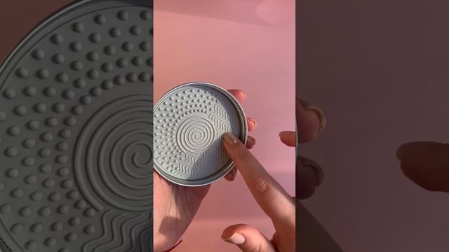 Мыло для очищения кистей от Oh My Brush смотреть онлайн