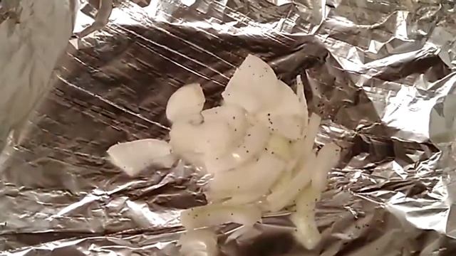 Готовим зеркального карпа, запеченного в фольге с овощами. Carp baked in foil. смотреть онлайн