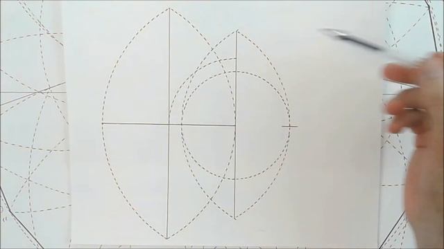 Деление отрезка по золотому сечению циркулем