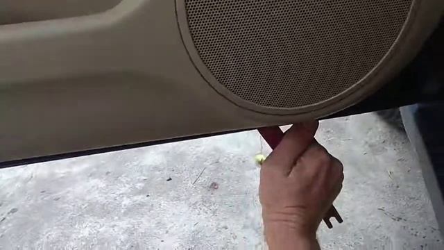 Honda acord7(хонда акорд)7.2003г.в.разобрать переднюю дверь,снять катру,вытащить стекло под тониров смотреть онлайн