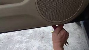 Honda acord7(хонда акорд)7.2003г.в.разобрать переднюю дверь,снять катру,вытащить стекло под тониров