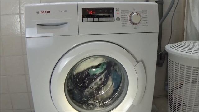BOSCH WAB28220 washing machine, Cotton wash 60 degrees program test example movie. 272 смотреть онлайн